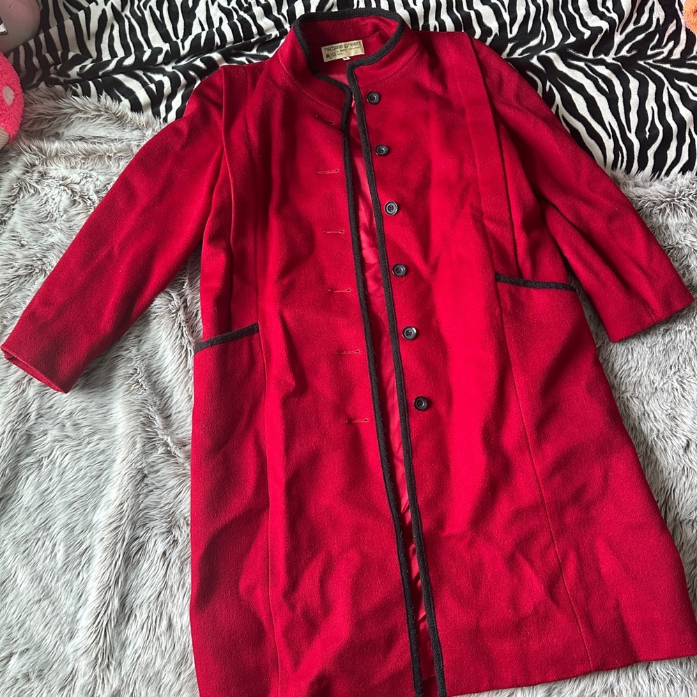 Vintage Vibrant Red Trench Coat with Classic Design